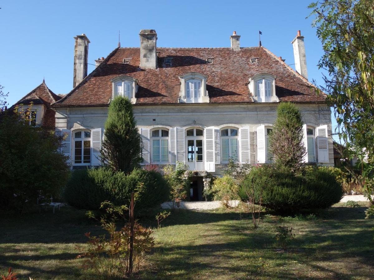 Le Chevalier D'Eon Bed and Breakfast Tonnerre Εξωτερικό φωτογραφία