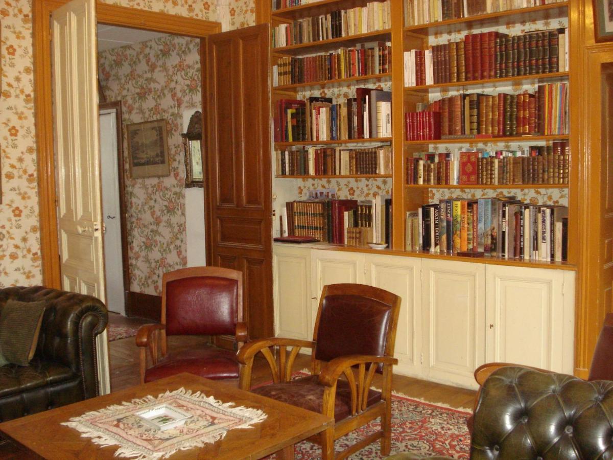Le Chevalier D'Eon Bed and Breakfast Tonnerre Εξωτερικό φωτογραφία